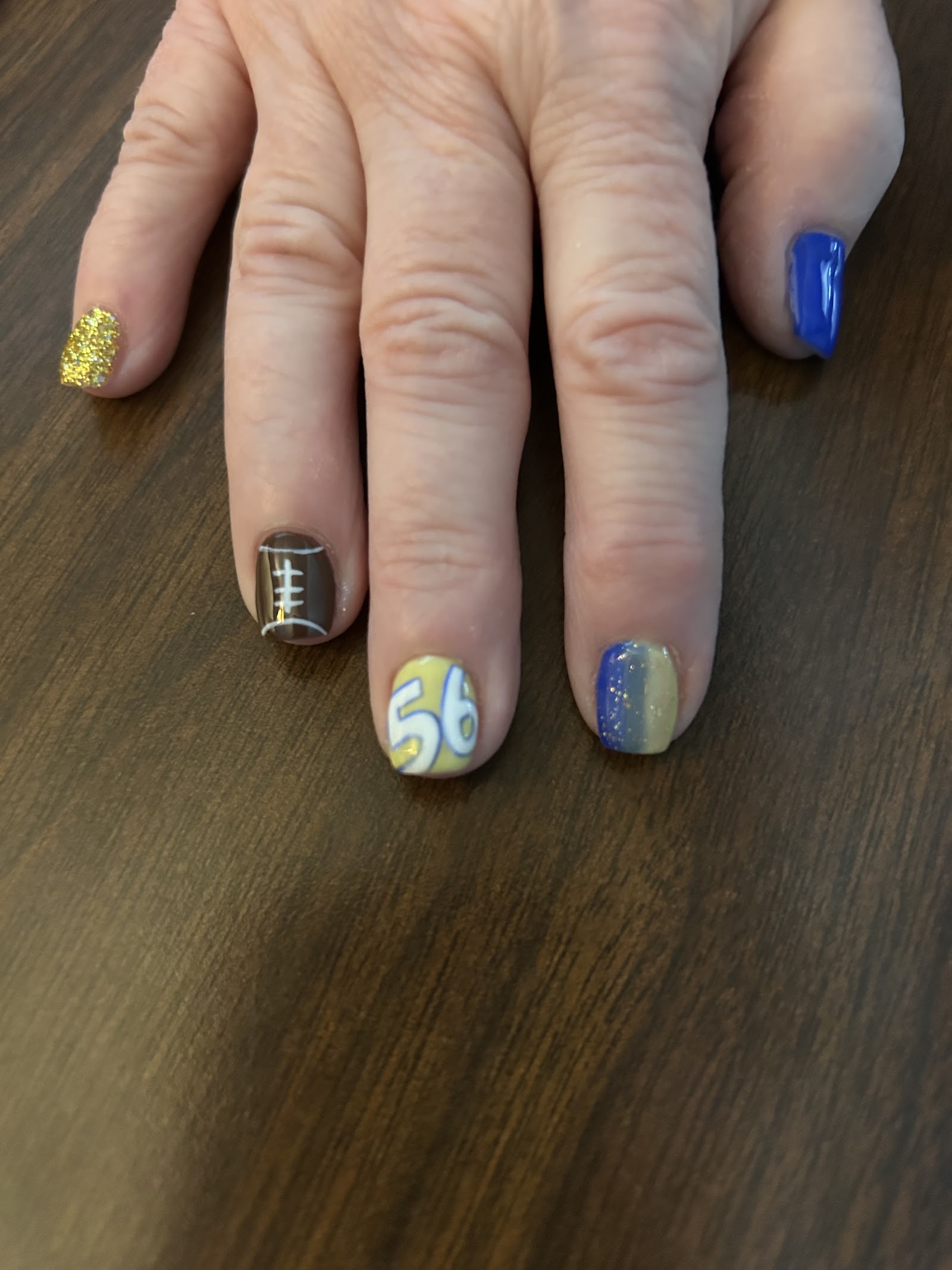 The Pretty Parlour nail photo 1
